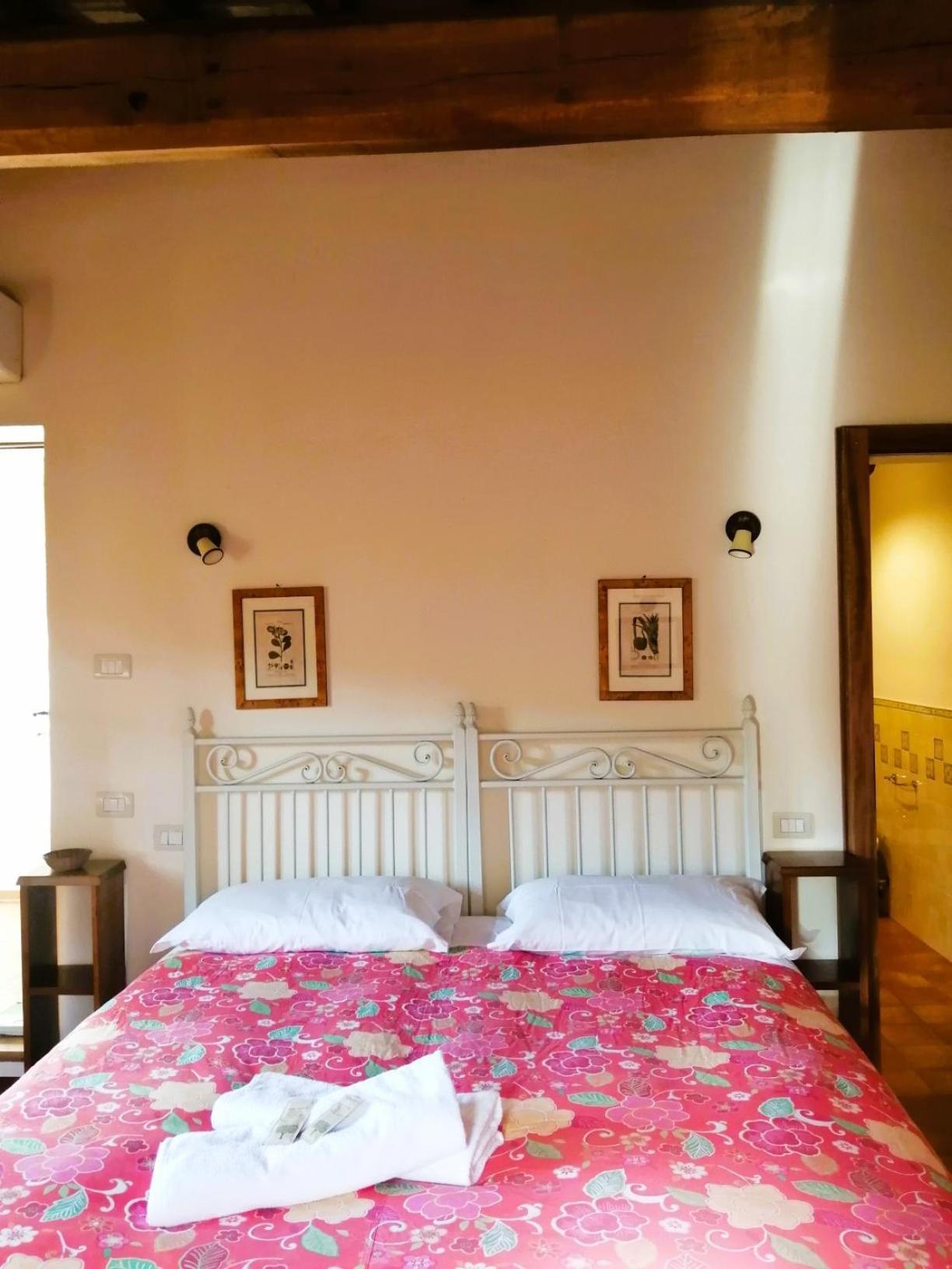 타베르넬레 I Casali Di Colle San Paolo 빌라 외부 사진